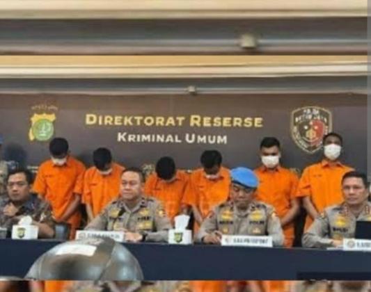 6 Oknum Polisi yang Keroyok Debt Collector hingga Tewas Terancam Dipecat!