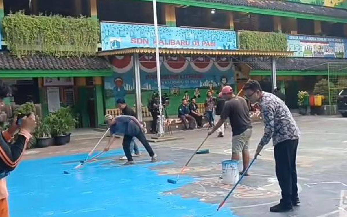 Sekolah Mendadak Cat Lapangan! Aksi Healing Total Pasca-Insiden Tragis Mobil MBG Tabrak Siswa di Cilincing