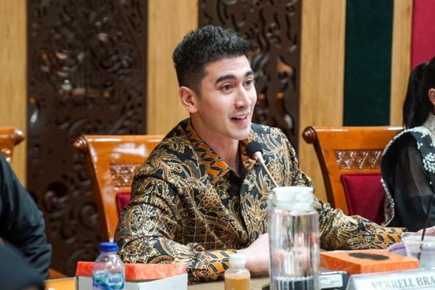 Setahun Aktivitas Verrell Bramasta di DPR : Pendidikan, Pemuda, hingga Riset Nasional