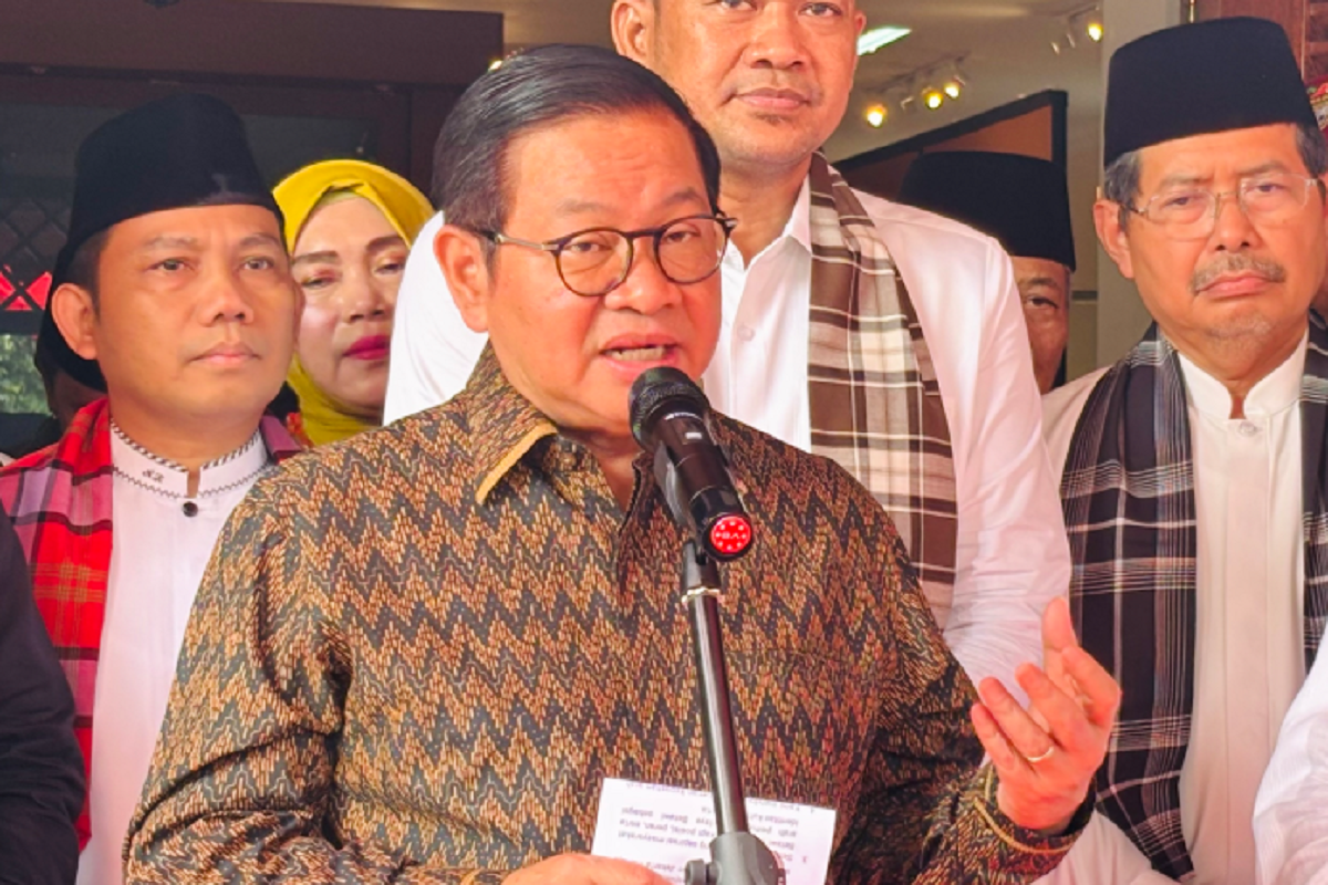 Lapak Pisang dan Pepaya Hangus Dilalap Api, Pramono Janji Bantuan untuk Pedagang Pasar Induk