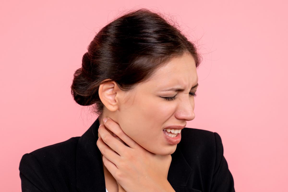 Benjolan di Leher Tak Kunjung Hilang? Jangan Anggap Flu, Bisa Jadi Tanda Limfoma