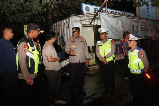 Kapolresta Tangerang Pimpin Pemantauan, 10 Truk Tanah Dihalau di Perbatasan Tangerang Serang 