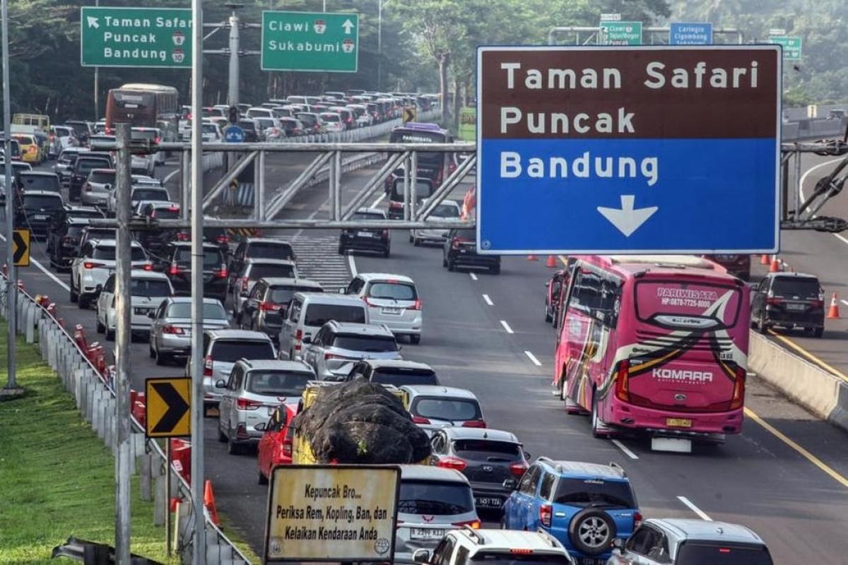 200 Aparat Disiagakan, Puncak Jadi Spot Liburan Anti Macet di Malam Tahun Baru