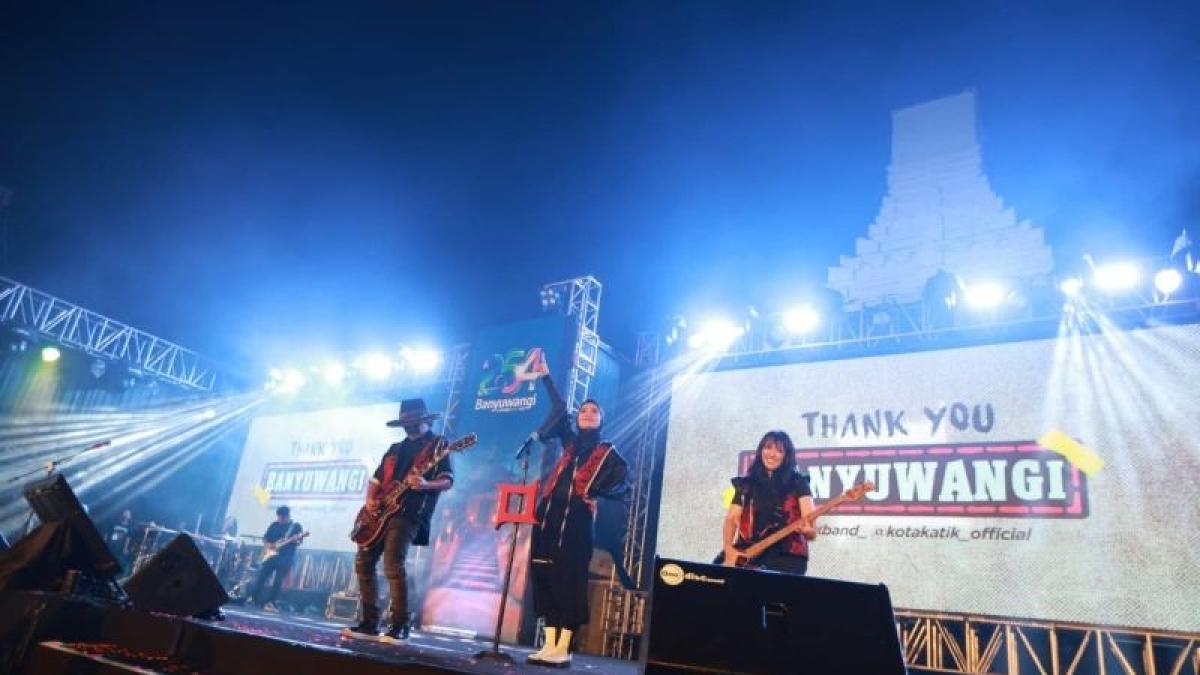 Konser Kotak di Banyuwangi Jadi Aksi Kemanusiaan, Donasi Tembus Rp500 Juta untuk Korban Bencana Sumatera