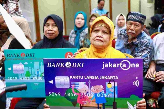Cek Rekening Sekarang! Bansos DKI Jakarta Cair Desember 2025, Penerima KLJ, KAJ, dan KPDJ Dapat Rp300 Ribu