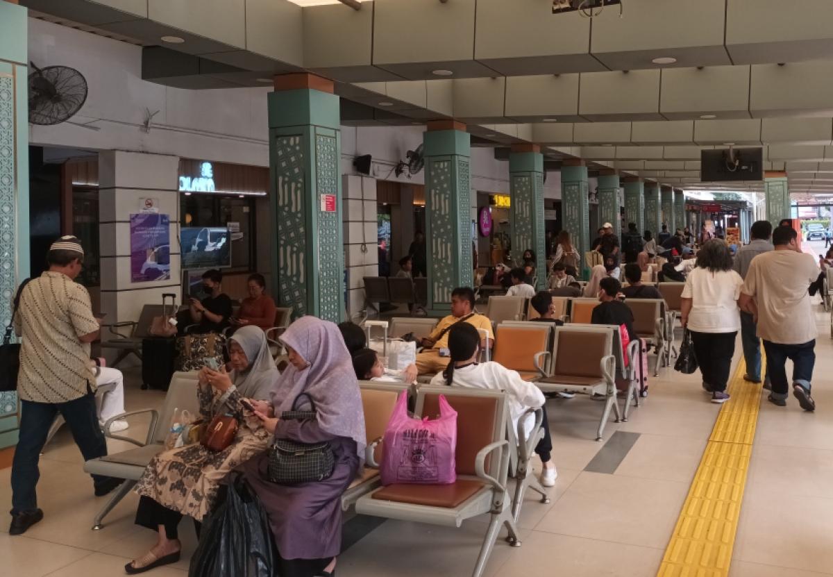 KAI Beri Diskon 25 Persen Tiket KA Jarak Jauh Selama Libur Nataru 2025/2026