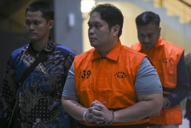 KPK Geledah 3 Rumah Kajari HSU Sita Mobil Milik Pemda Tolitoli