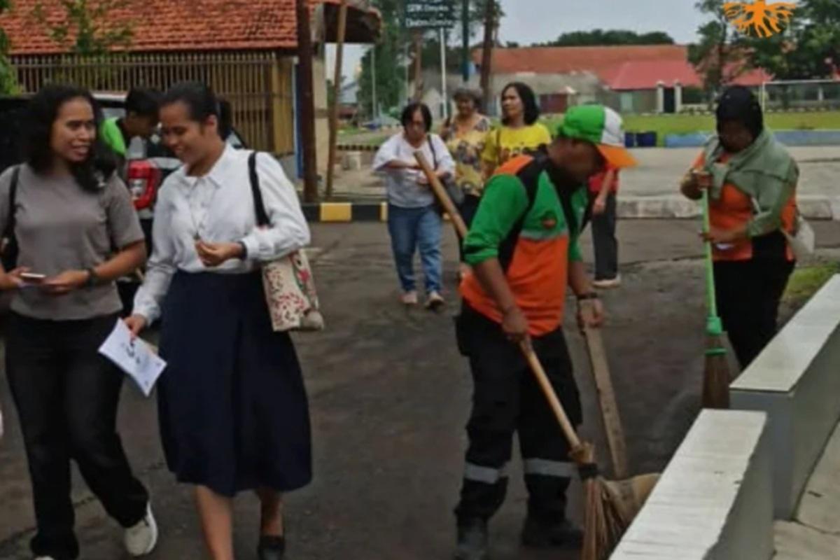 Natal 2025, DLH DKI Kerahkan 1.050 Petugas Jaga Kebersihan Jakarta