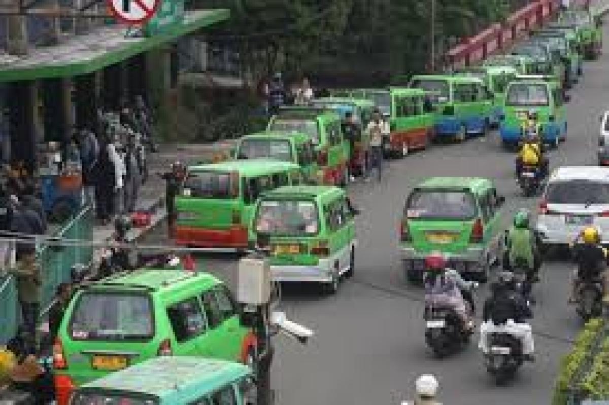 Mulai 1 Januari 2026, Pemkot Bogor Hapus 1.940 Angkot Tua: Tak Ada Toleransi, Sopir Masih Menanti Solusi