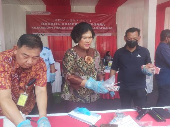 Digantikan Fajar Gurindo, Kejagung Copot Kajari Kabupaten Tangerang Buntut OTT KPK 
