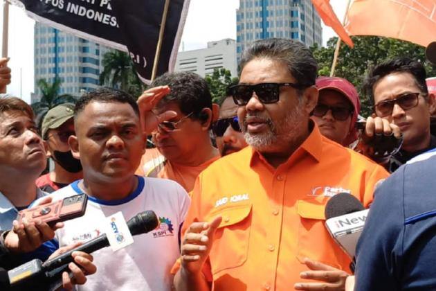 Buruh Jakarta ‘Nombok’! Upah 2026 Lebih Rendah dari Pabrik Panci Karawang!