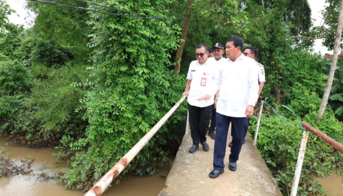Jadi Akses Penting Petani, Jembatan Swadaya di Badak Anom Bakal Dibangun Pemkab Tangerang