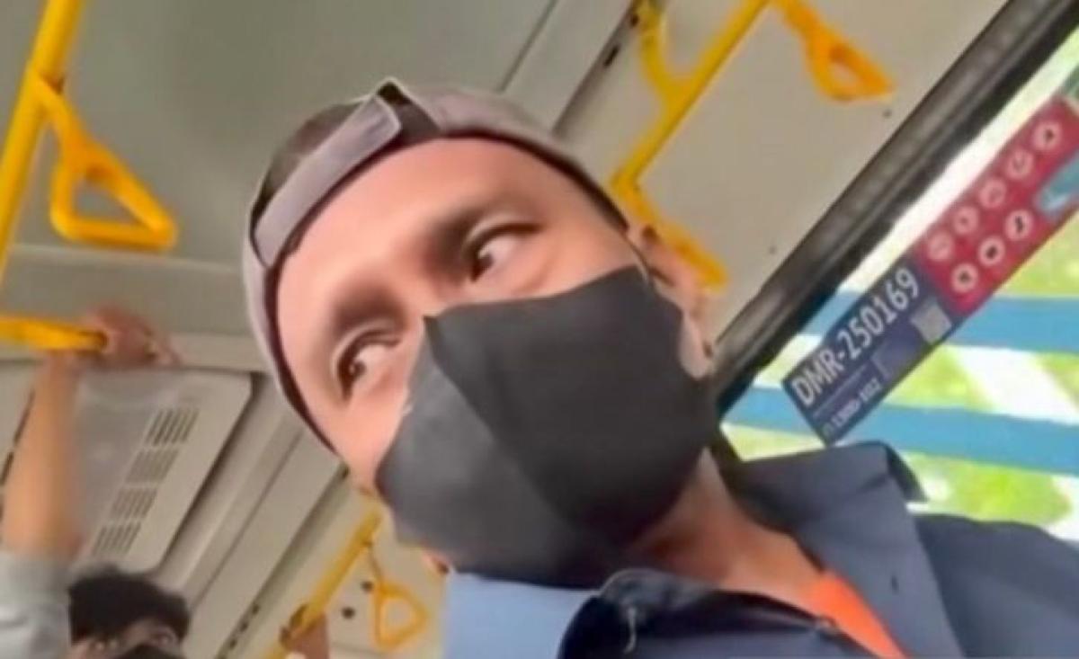 Transjakarta Sesalkan Dugaan Pelecehan Seksual di Dalam Bus