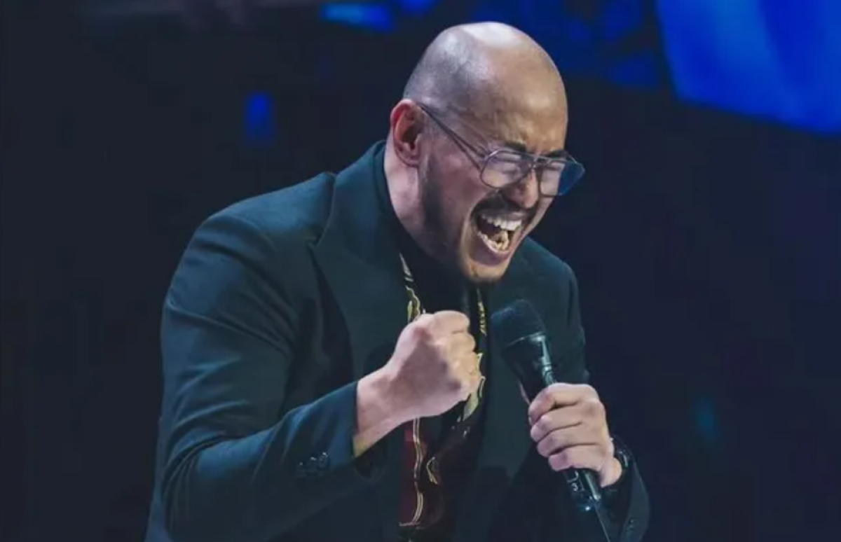 dr Tompi Kritik Materi Stand-Up Pandji Pragiwaksono yang Bilang Wajah Gibran Mengantuk
