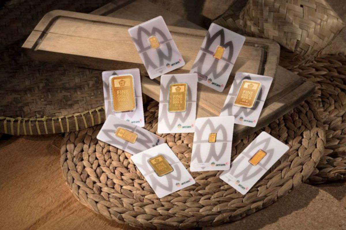 Kejutan Pasar! Harga Emas Antam Tiba-tiba Melejit ke Rp2,54 Juta per Gram