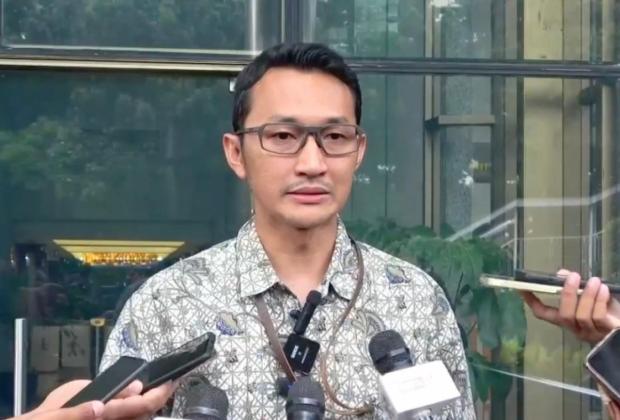 Anggota DPRD Bekasi Nyumarno Penuhi Panggilan KPK, Bantah Tak Kooperatif