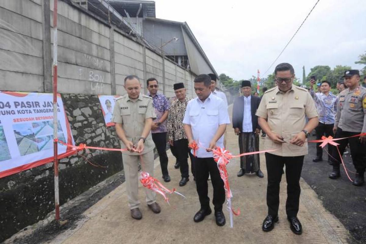 Jalan Bang Andra: Bukan Sekedar Insfratruktur Tapi Penggerak Ekonomi Warga