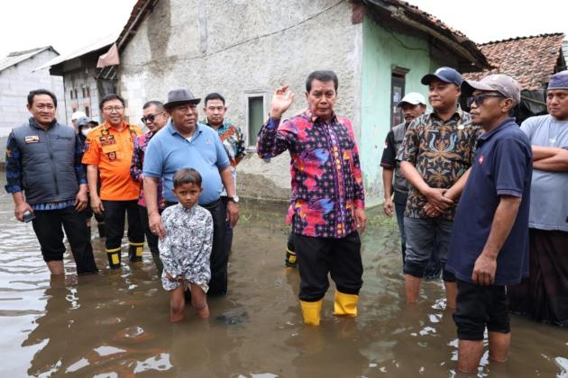 Bupati Tangerang Cek Kondisi Banjir di Pakuhaji