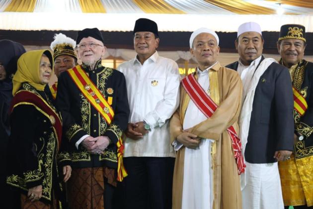 Masjid Kasepuhan Tangerang Raya Diresmikan, Ribuan Jamaah Padati Cilongok