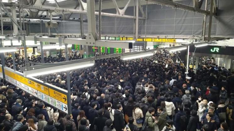 Ketika Listrik Padam, Transportasi Tokyo Lumpuh: Ratusan Ribu Penumpang Terjebak di Jam Sibuk