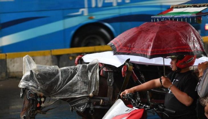 BMKG Ingatkan Cuaca Indonesia Masih Didominasi Hujan, Petir Mengintai di Sejumlah Kota Besar