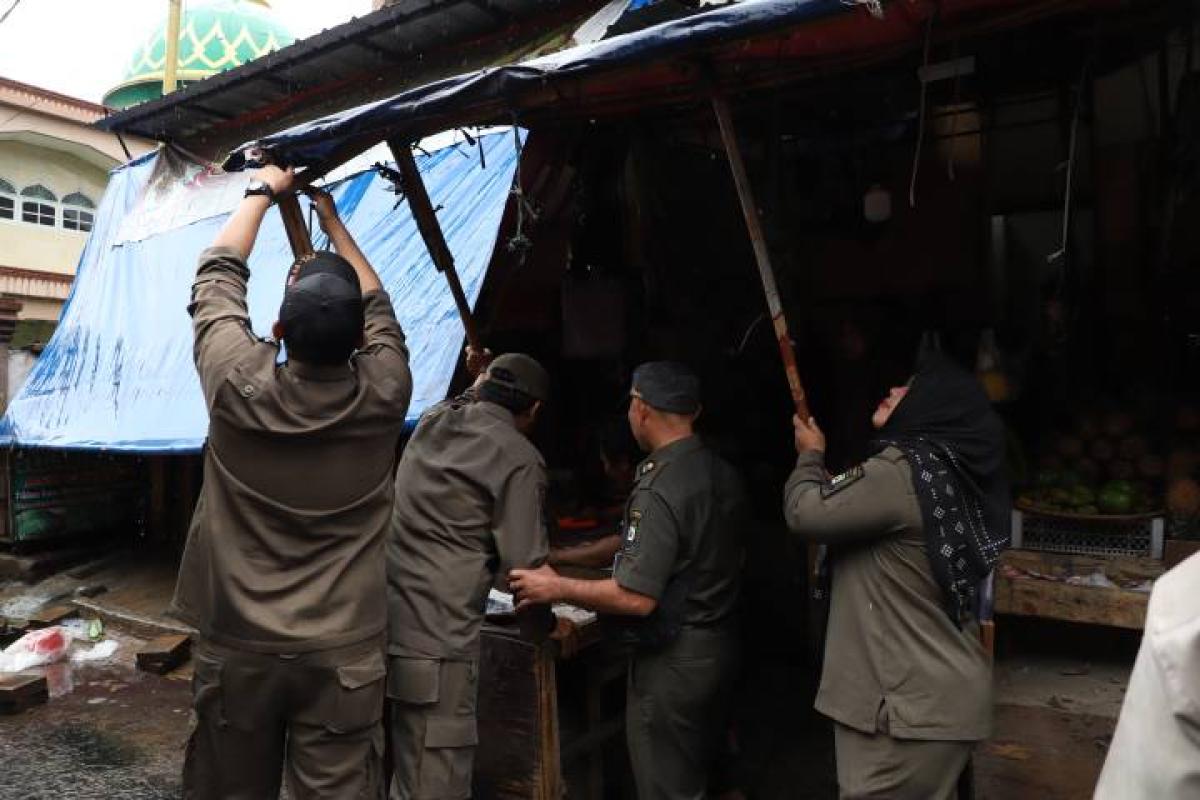 Sterilisasi Bahu Jalan, Penertiban Kawasan Pasar Sipon Tangerang Dilanjut!
