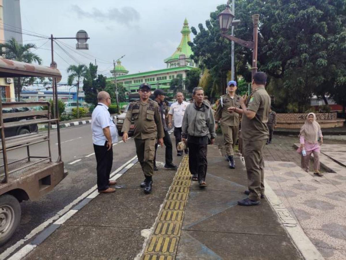 Satpol PP Tangerang Gelar Razia Gepeng, 7 Orang Terjaring