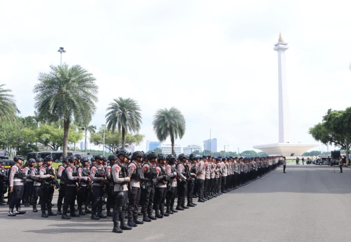 Ribuan Buruh KSPI dan Partai Buruh Demo di Silang Monas, 1.174 Personel Diterjunkan