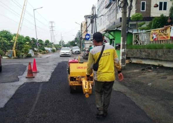 Banyak Jalan Berlubang, Instruksi Gubernur Pramono: Segera Perbaiki