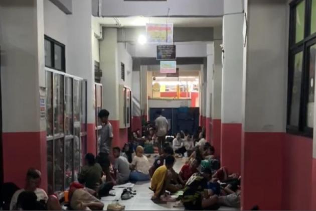 Banjir Rendam Kebon Pala, Sekolah Beralih Fungsi Jadi Lokasi Pengungsian