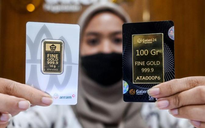 Harga Emas Pegadaian Melonjak Tajam! Galeri24 & UBS Kompak Naik Ratusan Ribu per Gram
