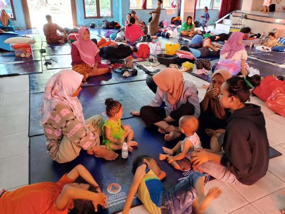 Pengungsi Banjir Jakarta di Bidara Cina Mulai Alami Gangguan Kesehatan