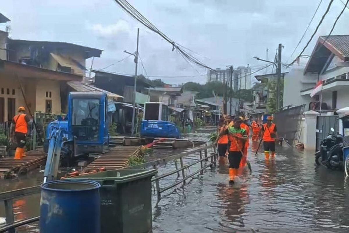Lima RT di Jakarta Utara Masih Tergenang Banjir, Ketinggian Mencapai 45 Cm