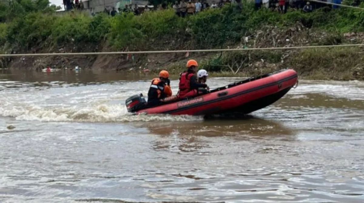 Sudah 5 Hari, Pencarian Korban Tenggelam di Kali Cengkareng Belum Ditemukan