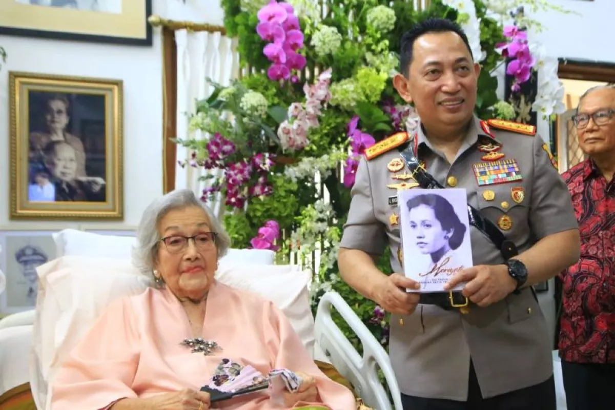 Meriyati Roeslani Hoegeng Meninggal Dunia pada Usia 100 Tahun