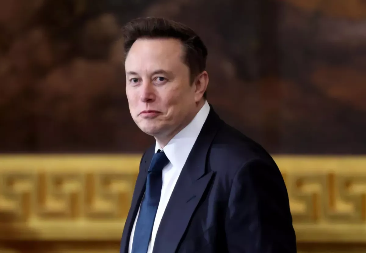 HARTANYA TEMBUS Rp13.632 TRILIUN! Elon Musk Cetak Sejarah Jadi Manusia Pertama Terkaya di Bumi