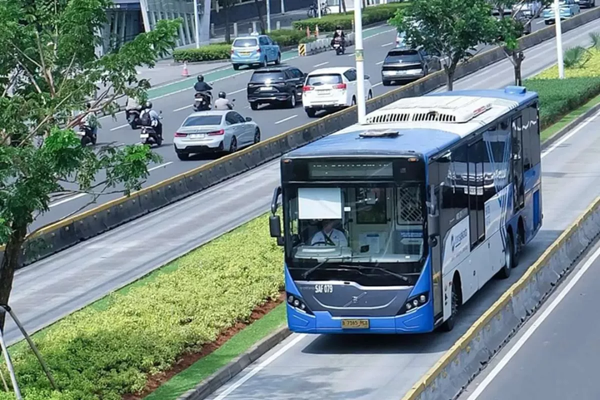 HORE! Besok Transjakarta Rayakan HUT Ke-12, Tarif Jadi Cuma Rp12