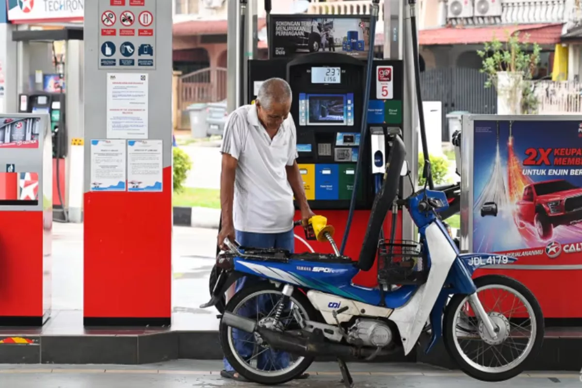 Pemerintah Malaysia Beri Subsidi BBM untuk Semua Warga, Dibatasi 300 Liter per Bulan