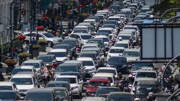 1,5 Juta Kendaraan Serbu Bandung Saat Libur Imlek 2026, Lalu Lintas  Macet Parah