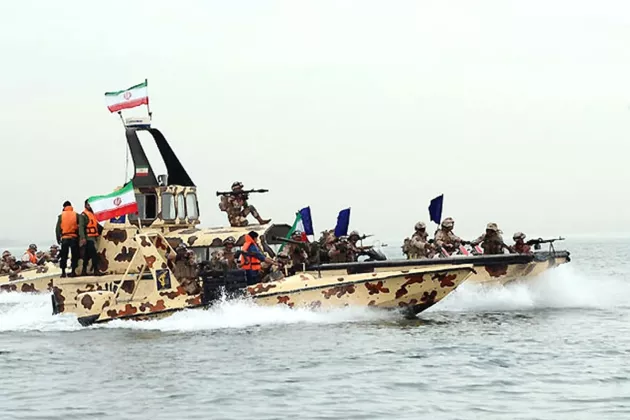 Korps Garda Revolusi Iran Gelar Latihan Perang di Selat Hormuz