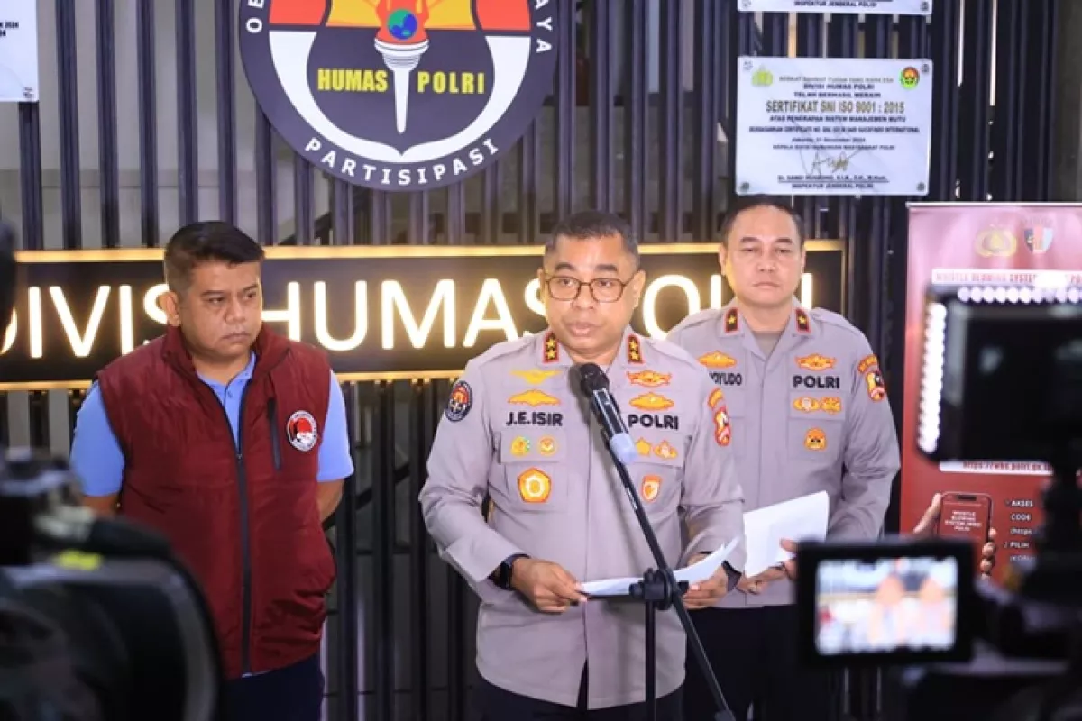 Skandal Bandar 'E' Seret AKBP Didik, Ada Aliran Dana Rp1 Miliar & Koper Misterius?