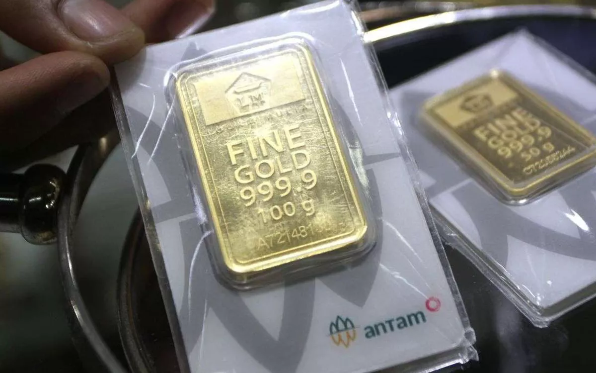 Harga Emas Antam Turun Rp40.000! Cek Rincian Terbaru per Gram Hari Ini