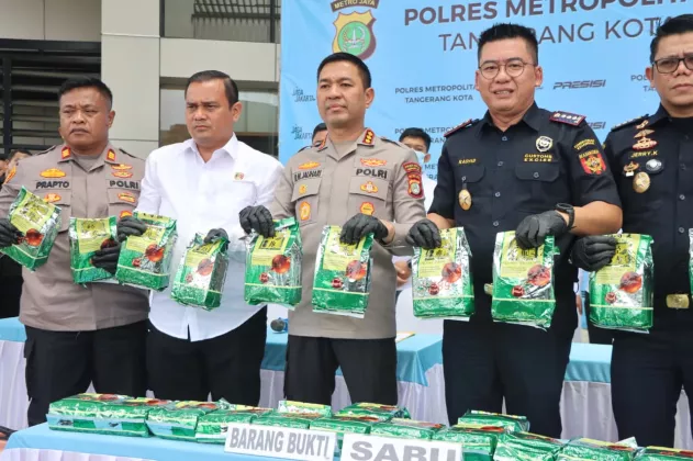 Polres Metro Tangerang Kota Bongkar Jaringan Narkoba Internasional, 25 Kg Sabu Disita dari Mobil Mewah
