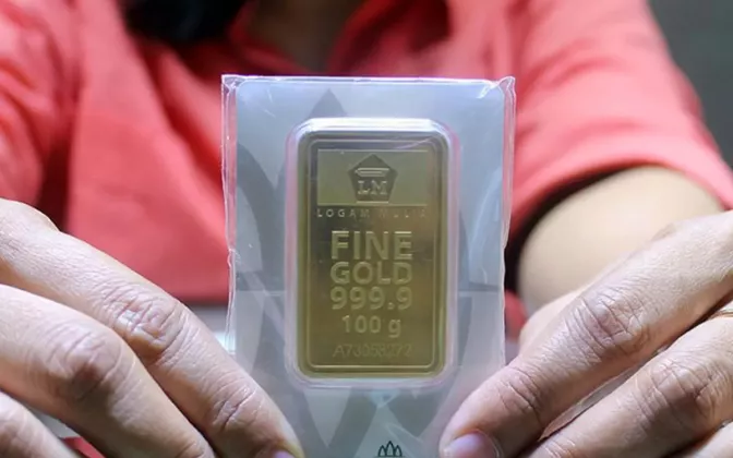 Harga Emas Antam Hari Ini Naik Rp4.000, Tembus Rp2.916.000 per Gram!