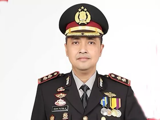 Pakai Seragam Lengkap, Eks Kapolres Bima Kota Hadapi Sidang Etik Narkoba di Mabes Polri