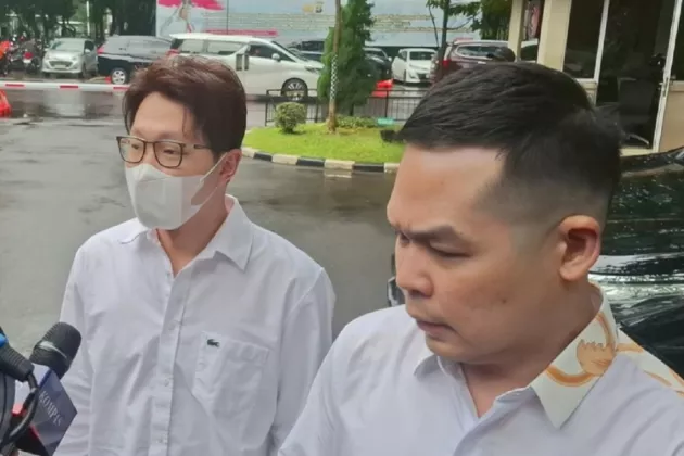 Richard Lee Jalani Pemeriksaan di Polda Metro Jaya, Tegaskan Produk Legal dan BPOM