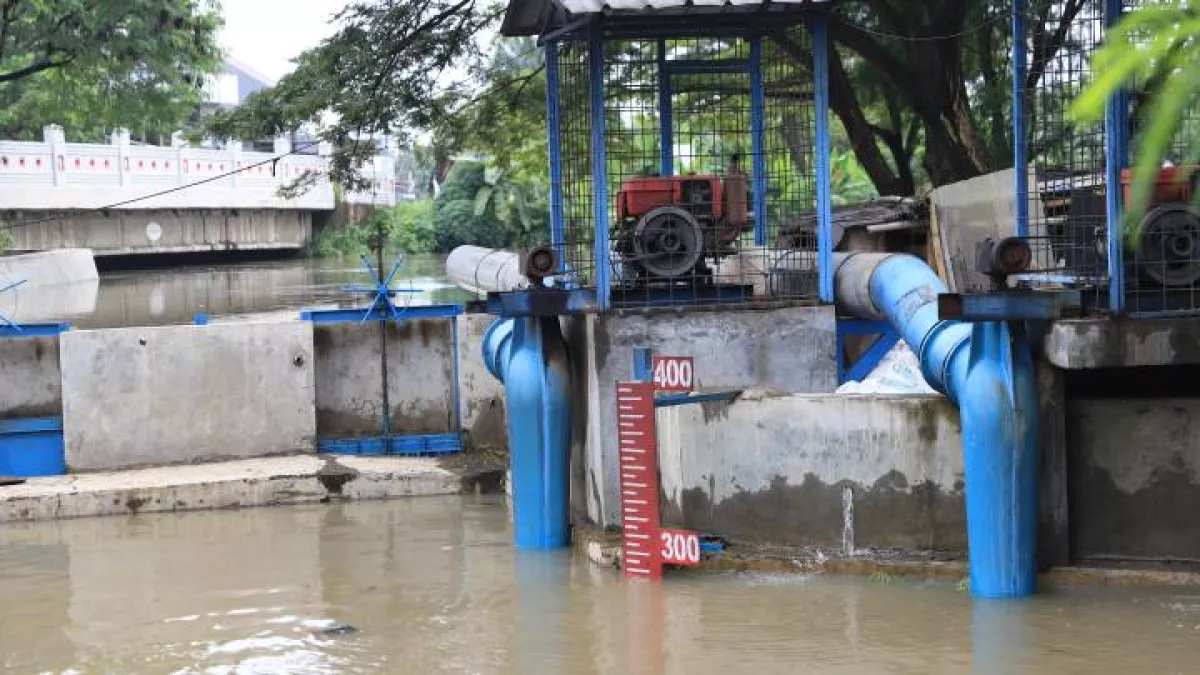 Curah Hujan Tinggi, Sejumlah Pintu Air di Kota Tangerang Berstatus Awas!