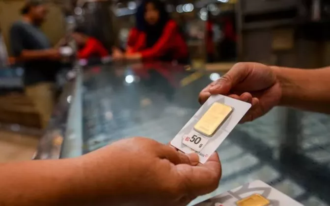 Harga Emas Antam Naik Rp28.000, Tembus Rp2.944.000 per Gram!