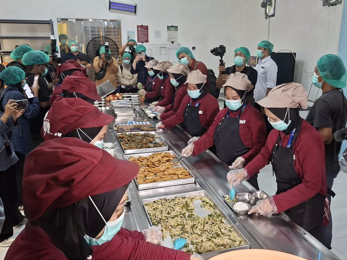 Bongkar Rahasia Cuan Rp1,8 Miliar di Program Makan Bergizi Gratis: Fakta atau Hoaks? Simak Penjelasannya!