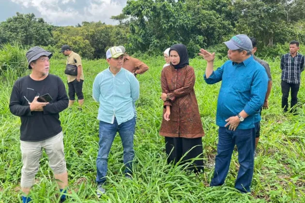 Bupati Lahat Bursah Zarnubi Tinjau Potensi Wisata Danau Batu, Siap Dikembangkan Jadi Ikon Baru